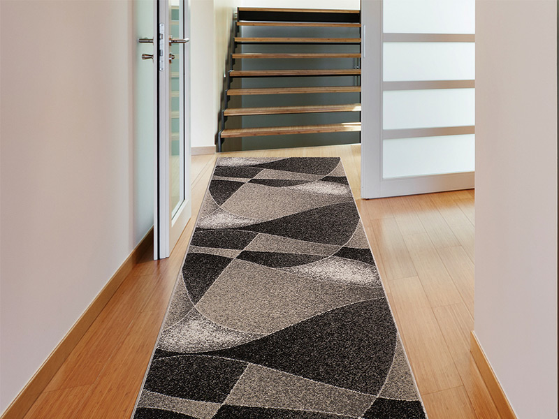 Дорогая ковровая дорожка